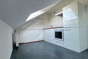 3-Zimmer-Dachgeschosswohnung mit Einbauküche in Wuppertal – Schützenstraße 73, 42281 Barmen, Wuppertal – Vorschaubild 5