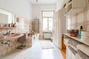 Dreifamilienhaus mit Altbaucharme. Hinterhof und Balkonen. 306m² in Solingen Mitte. – Die vollständige Adresse der Immobilie erhältst du vom Anbieter., 42651 Solingen-Mitte, Solingen – Vorschaubild 18