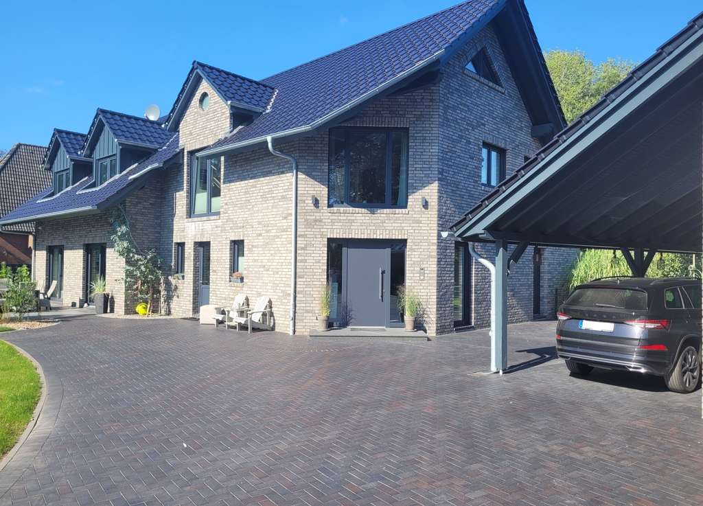 Luxuriöses EFH mit Einliegerwohnung & modernster Technologie