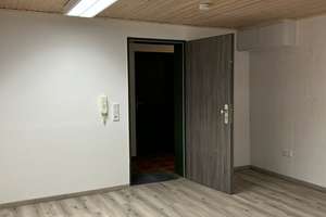 2 ZKB Souterrain 37 m²  provisionsfrei ab sofort   zu vergeben an Single/Pendler