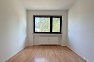 Wohntraum in begehrter Lage: Lichtdurchflutete 3-Zimmerwohnung mit Loggia zu verkaufen! – Die vollständige Adresse der Immobilie erhältst du vom Anbieter., 51149 Westhoven, Köln – Vorschaubild 8