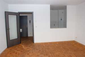 Schöne Wohnung mit Parkett und Balkon - großer grüner Innenhof – Further Straße 18, 9113 Chemnitz – Vorschaubild 9