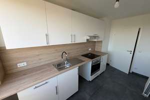 Mit Blick über Kiel Holtenau! Komplett sanierte 2-Zimmer-Wohnung mit Balkon *nur schriftl.Anfragen* – Richthofenstraße 41, 24159 Holtenau, Kiel – Vorschaubild 4