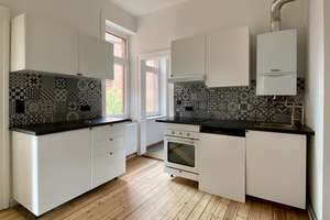 Schön sanierter heller Altbau durch Architektin mit Einbauküche, Badewanne, Dielen und Innenhof! – Die vollständige Adresse der Immobilie erhältst du vom Anbieter., 30451 Linden-Nord, Hannover – Vorschaubild 2