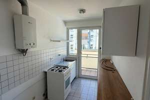 Lichtdurchflutete 2,5-Zimmer-Wohnung mit 2 Balkonen am Hölderlinplatz – Kornbergstr 50, 70176 Hölderlinplatz, Stuttgart – Vorschaubild 18