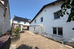 Zwei Häuser auf einem Grundstück mit Hof und großem Garten - mit Ausbau- & Entwicklungspotenzial – Die vollständige Adresse der Immobilie erhältst du vom Anbieter., 52355 Gürzenich, Düren – Vorschaubild 39