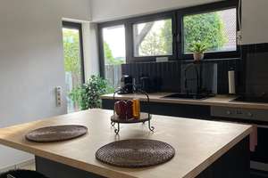 Lichtdurchflutete  120qm-Wohnung mit Garten & Pool in Königswinter – Die vollständige Adresse der Immobilie erhältst du vom Anbieter., 53639 Königswinter – Vorschaubild 5