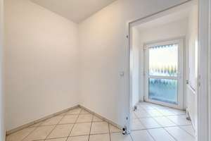 DOGLOVERS PAY ATTENTION ! beautiful house with a fantastic garden !!! – Die vollständige Adresse der Immobilie erhältst du vom Anbieter., 65203 Biebrich, Wiesbaden – Vorschaubild 18