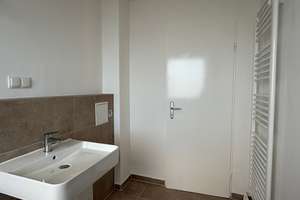 Property thumbnail 9