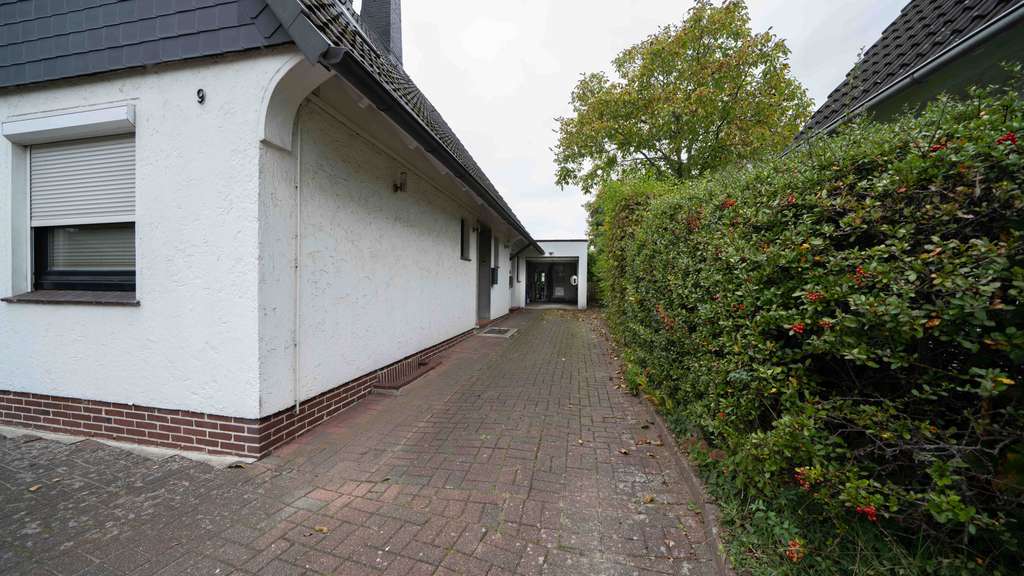 Immobilie in Uetersen - Zweifamilienhaus mit Charme und Potenzial in beliebter Lage von Uetersen - Bild 4