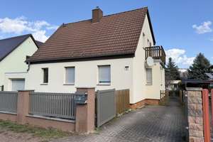 Preisreduzierung - Ein Zuhause mit Platz für Generationen: 8 Zimmer, Garten und Garage – Die vollständige Adresse der Immobilie erhältst du vom Anbieter., 6231 Bad Dürrenberg – Vorschaubild 2
