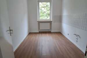 Charmante Erdgeschosswohnung in Mönchengladbach – Eisenbahnstraße 160-180, 41239 Mönchengladbach – Vorschaubild 2