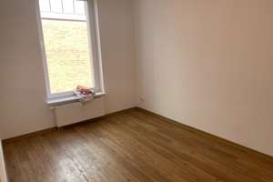 Helle 3-Zimmer-Wohnung im 3. OG in Kiel-Südfriedhof – Harmsstraße 25, 24114 Südfriedhof, Kiel – Vorschaubild 3