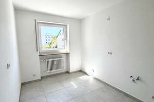 Erstbezug nach Sanierung: provisionsfreie 3-Zimmer-Wohnung mit Balkon und TG-Stellplatz – Die vollständige Adresse der Immobilie erhältst du vom Anbieter., 93051 Kumpfmühl-Ziegetsdorf-Neuprüll, Regensburg – Vorschaubild 5