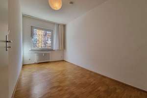 STOP! Schicke 3 Zi-Whg. + Balkon + EBK nähe Messe | ruhige Lage im Westend-Süd*** – 60325 Westend-Süd, Frankfurt am Main – Vorschaubild 8