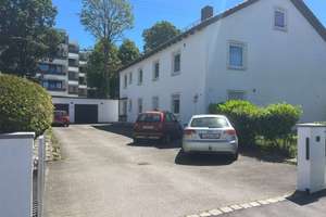 Sanierte 2,5 Zimmer Dachgeschosswohnung in ruhiger Wohnlage