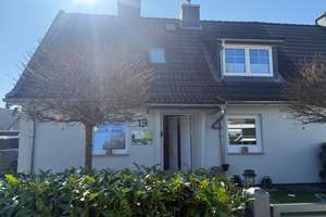 Modernisierte Doppelhaushälfte in ruhiger Wohnlage – Die vollständige Adresse der Immobilie erhältst du vom Anbieter., 21465 Reinbek – Vorschaubild 1