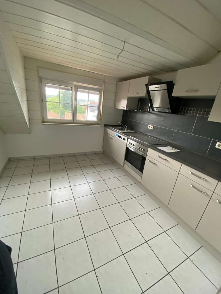 Immobilie in Münster (Hessen) - 3 Zimmer DG-Wohnung in kleiner Wohneinheit "Eppertshausen" - Bild 2