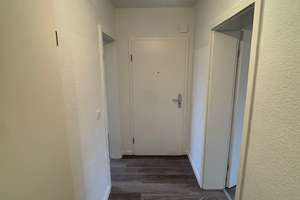 Attraktive 3-Zimmer-Wohnung mit Tageslichtbad! – Bronkhorststr. 106, 47137 Obermeiderich, Duisburg – Vorschaubild 3