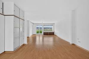 Bezugsfreie, große 2-ZKBB mit Blick über den Dächern von PF-City – Westliche-Karl-Friedrich-Straße 43, 75172 Innenstadt, Pforzheim – Vorschaubild 10