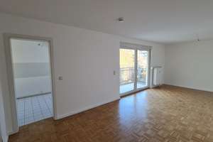 Zu Fuß in die Leipziger Innenstadt oder in den Park – Drei-Zimmer-Wohnung mit Tiefgaragen-Stellplatz – Die vollständige Adresse der Immobilie erhältst du vom Anbieter., 4109 Zentrum-West, Leipzig – Vorschaubild 5