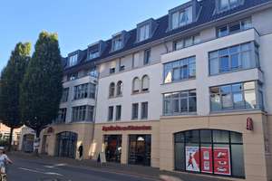 Komfortabel Wohnen ab 60! -Seniorenwohnung in zentraler Lage –mit kleinem Balkon nach Vorne