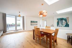 Penthouse mit großer Dachterrasse & Traumblick über Augsburg-Kriegshaber – Die vollständige Adresse der Immobilie erhältst du vom Anbieter., 86156 Kriegshaber, Augsburg – Vorschaubild 8