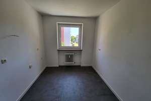 Schöne 4-Zimmer-Wohnung mit Balkon in Oberhausen zu vermieten – Eschenhofstraße 47, 86154 Oberhausen-Nord, Augsburg – Vorschaubild 5