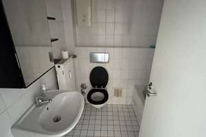 4‑Zimmer‑Wohnung mit Balkon in zentraler Innenstadtlage von Koblenz – Altlöhrtor 38, 56068 Altstadt, Koblenz – Vorschaubild 9