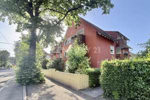 Leerstehende Terrassenwohnung im Grünen!
