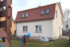Historischer Charme trifft moderne Technik: Einfamilienhaus in Karlshorst – Die vollständige Adresse der Immobilie erhältst du vom Anbieter., 10318 Karlshorst, Berlin – Vorschaubild 1