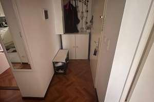 2,5-Zimmer Wohnung mit Balkon in Berlin-Steglitz – Die vollständige Adresse der Immobilie erhältst du vom Anbieter., 12165 Steglitz, Berlin – Vorschaubild 2