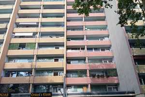 Charmante Wohnung mit Balkon und Aufzug ,3 Zimmer,gute Lage!