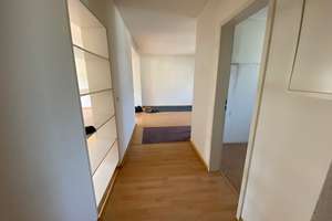 Mittendrin und dennoch ruhig - gut aufgeteilte Wohnung mit Sonnenbalkon – Steeler Str. 258, 45138 Huttrop, Essen – Vorschaubild 3