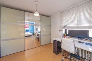 Charmantes Split-Level-Reihenendhaus in unmittelbarer Rheinnähe im Herzen von Düsseldorf-Benrath – Die vollständige Adresse der Immobilie erhältst du vom Anbieter., 40597 Benrath, Düsseldorf – Vorschaubild 28
