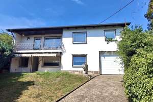 Großzügiges Zweifamilienhaus mit Charme und viel Platz zum Wohlfühlen – Die vollständige Adresse der Immobilie erhältst du vom Anbieter., 66538 Neunkirchen – Vorschaubild 2
