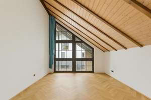 Großzügiges Einfamilienhaus mit Gewerbeoption in Neu-Anspach – 9 Zimmer, Balkon, Weitblick & Sauna – Die vollständige Adresse der Immobilie erhältst du vom Anbieter., 61267 Neu-Anspach – Vorschaubild 19