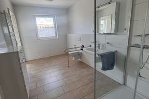 Erste Reihe Weser! Exklusive 4-Zimmer-Wohnung mit unverbaubarem Wasserblick (Weser View) – Lohmannstraße 26, 27568 Mitte, Bremerhaven – Vorschaubild 10