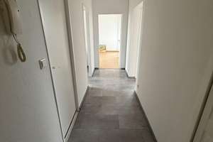 Top-Lage & Weitblick am Fennsee: Helle, bezugsfreie 2-Zimmer-Wohnung. Für Selbstnutzer oder Anleger – Ermslebener Weg 4, 10713 Wilmersdorf, Berlin – Vorschaubild 9