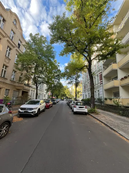 Helle 1-Zi-Wohnung mit Balkon & Stellplatz, Tempelhof – Optional als Paket mit 2-Zi-Wohnung (VHB), Berlin – Bild 3