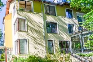 Property thumbnail 6