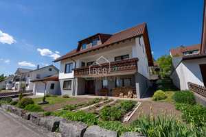 Vielseitiges Wohnhaus BJ 2000 in gewachsener Siedlung – Schwäbisch Hall (Kreis) – Vorschaubild 1