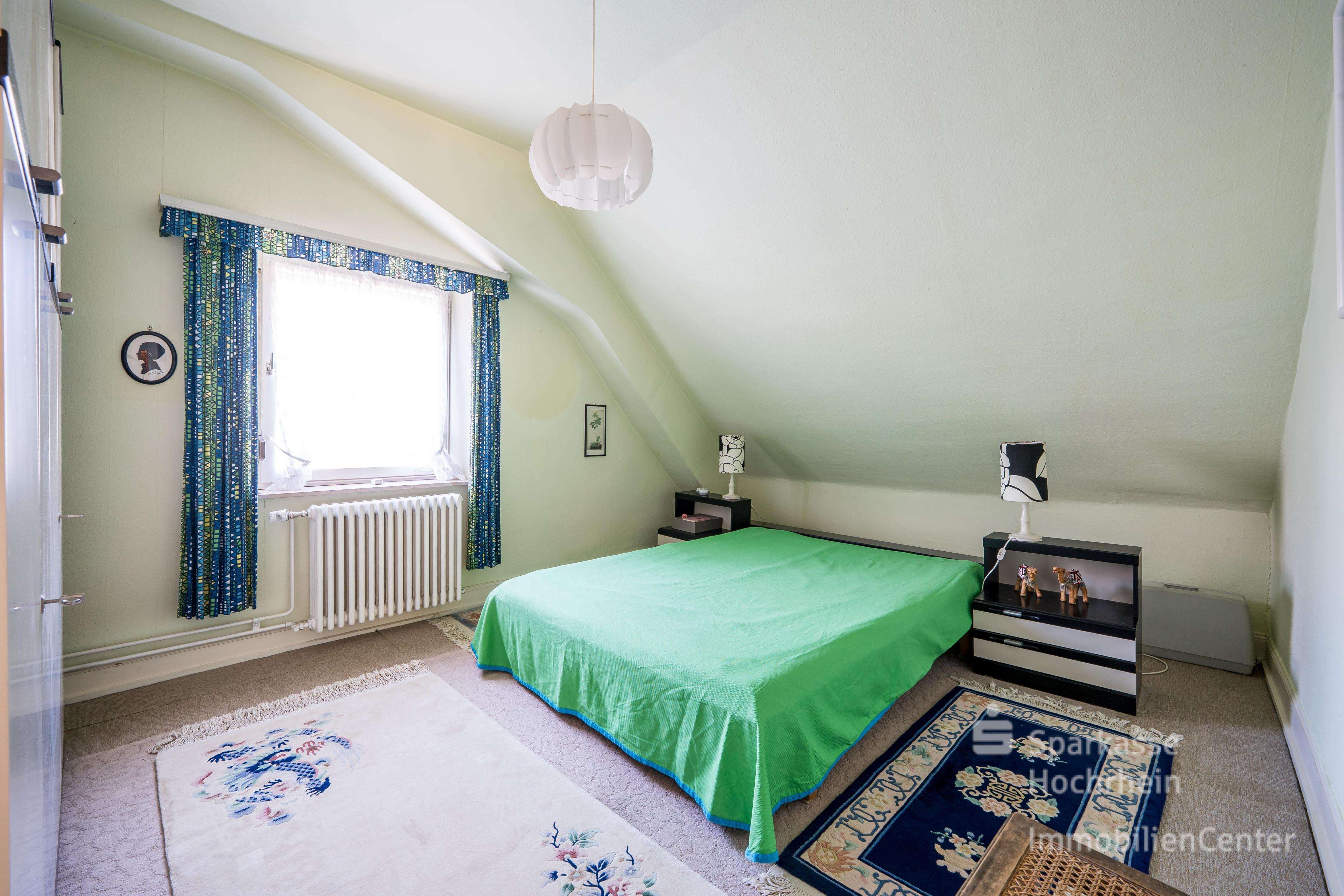 Immobilie in Görwihl - Ein-/Zweifamilienhaus mit Villencharakter und pflegeleichter Außenanlage - Bild 8