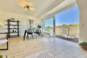 Frisch sanierte 4-Zimmer-Wohnung zum Soforteinzug mit 2 Bädern, 2 Balkonen und Stellplatz