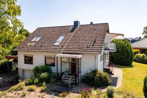 Attraktives Ein-/Zweifamilienhaus in ruhiger Lage mit Kanalblick – Herzogtum Lauenburg (Kreis) – Vorschaubild 1