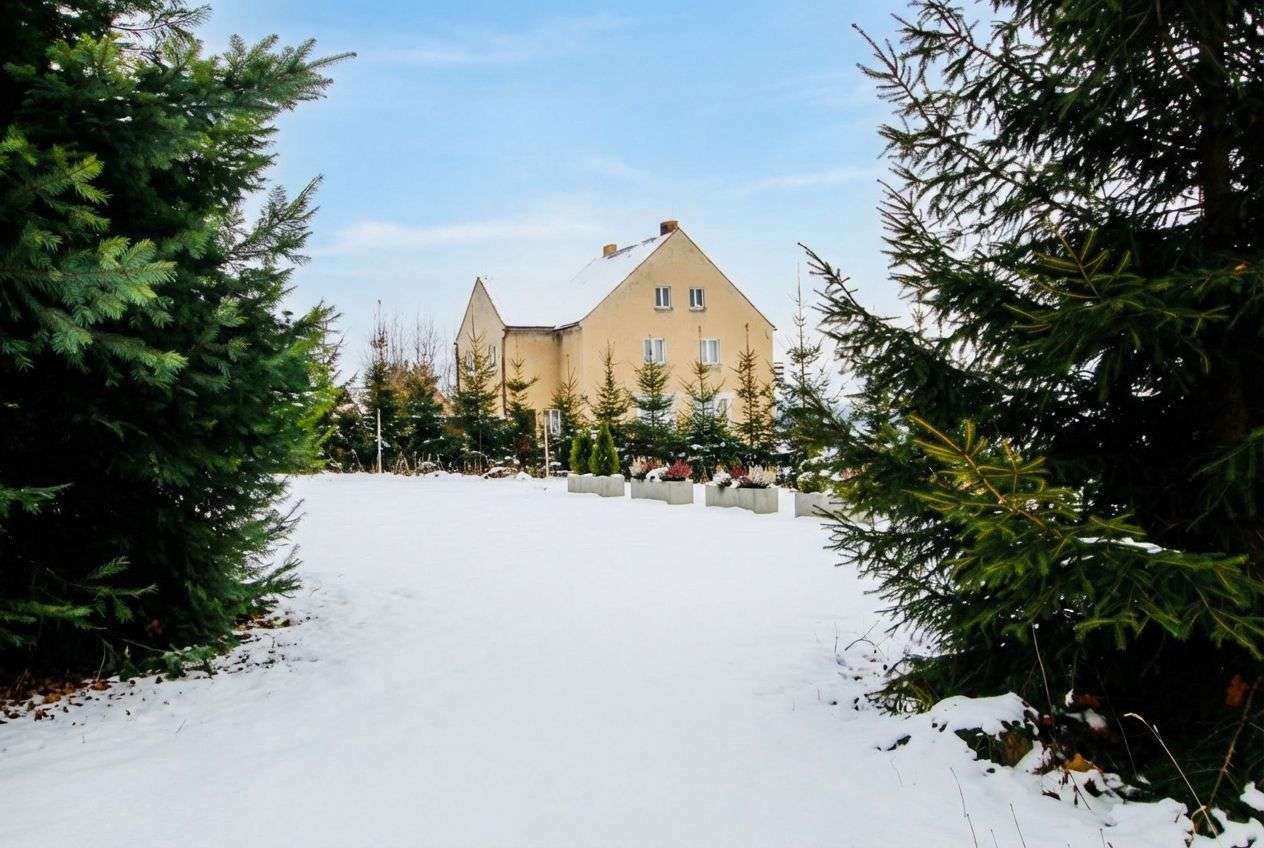 Grosses Einfamilienhaus mit weitläufigem Grundstück und vielfachen Gestaltungsmöglichkeiten, Bautzen Kreis – Bild 2