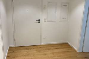 Hochwertig kernsanierte 3-Zimmer-Wohnung mit Schreiner-Einbauten und Sonnenbalkon  – Loristraße 28, 80335 Sankt Benno, München – Vorschaubild 7