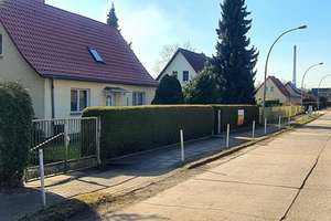 FINALER PREIS|1.056m² Sonnengrundstück in Südlage, charmante Einfamilienhaus, Garage, Nebengelass – Die vollständige Adresse der Immobilie erhältst du vom Anbieter., 13125 Buch, Berlin – Vorschaubild 4