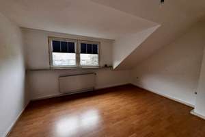 2-Zimmer-Dachgeschosswohnung in Duisburg mit guter Raumaufteilung