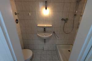 +++ Renovierte 2-Zimmer-Wohnung in Düsseldorf-Pempelfort +++ – Gneisenaustraße 17, 40477 Pempelfort, Düsseldorf – Vorschaubild 6